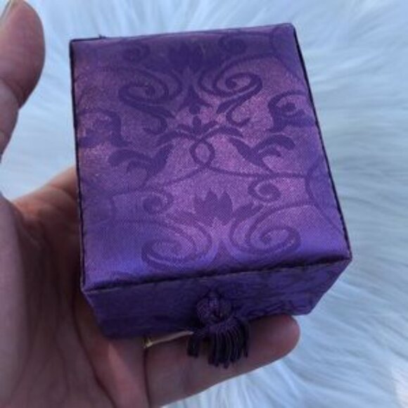 Best Friend glass ornament and gift box - Picture 5 of 5